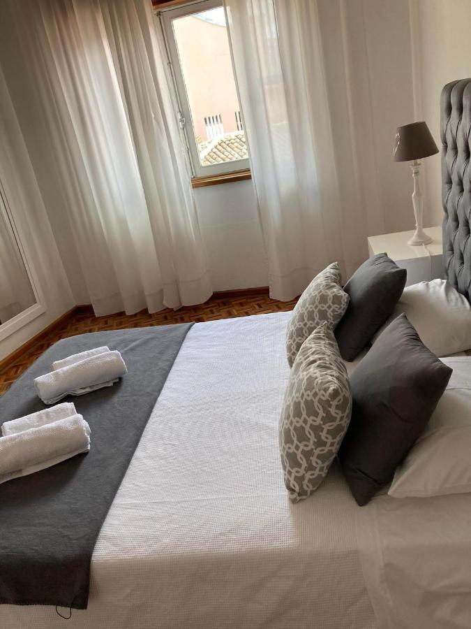 Apartamento Trav. Santa Luzia มิแรนเดลา ภายนอก รูปภาพ